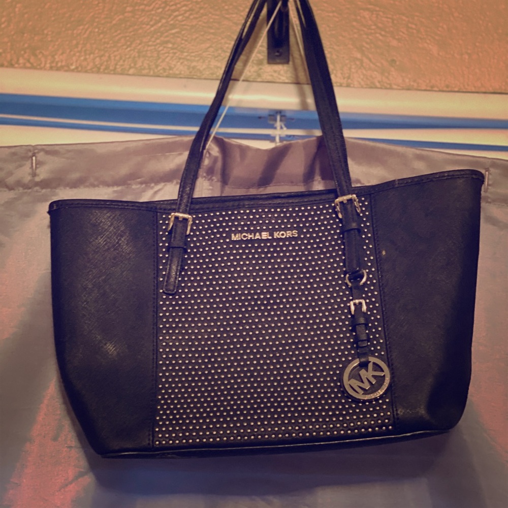 Michael kors purse/totebag [good condition]